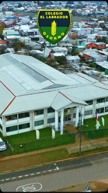 En Colegio El Labrador de osorno estamos “Labrando Futuro” a través de una formación académica y humana que busca potenciar las habilidades y talentos de cada estudiante. Nuestro colegio promueve un ambiente participativo y cercano, donde el aprendizaje se complementa con actividades culturales, deportivas y formativas que enriquecen la experiencia educativa. Seguimos trabajando con dedicación para formar personas responsables, comprometidas y preparadas para los desafíos de la vida.