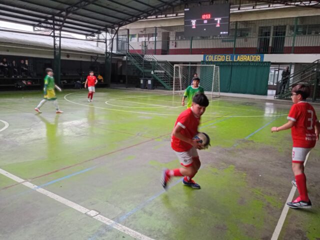Orgullosos como institución. Compartimos imágenes de la cuarta versión del campeonato de baby fútbol "Copa Colegio El Labrador Osorno". Encuentro deportivo desarrollado el día miércoles 19-08-2026 en dependencias del Colegio El Labrador Osorno. Partido: Colegio Emprender Osorno v/s Escuela Fundación Paul Harris. 

El Colegio El Labrador Osorno comprometido con el talento deportivo de los estudiantes. 

Sigamos Labrando Futuro...